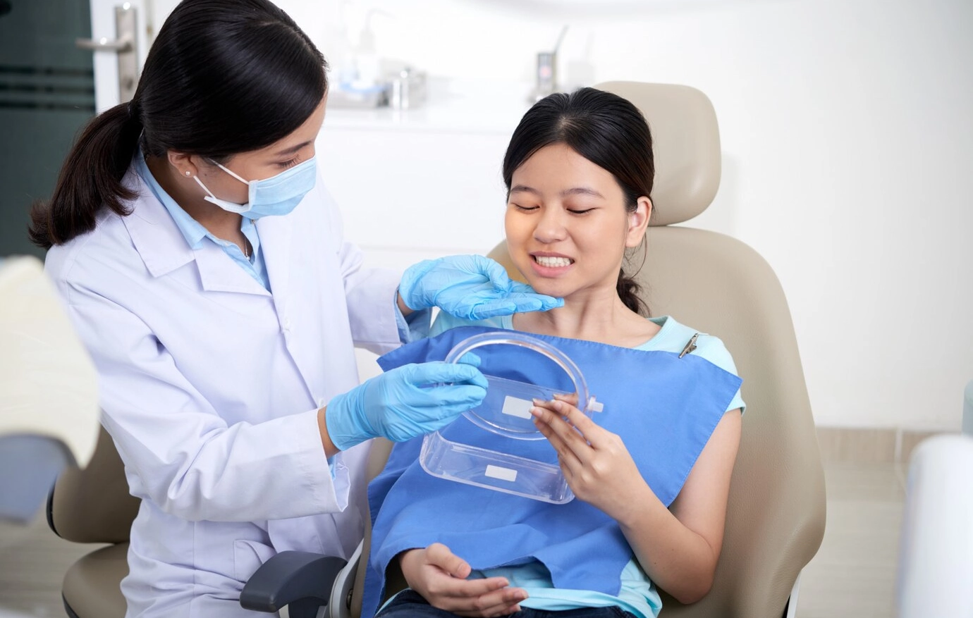 Emax veneers and zirconia crowns comparison